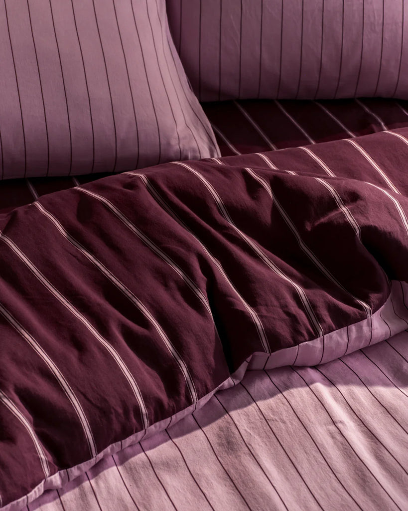 Hommey - Quilt Cover - Mulberry / Aster