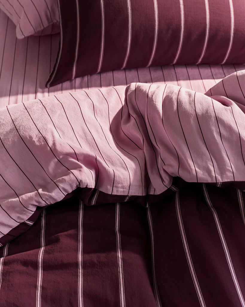 Hommey - Quilt Cover - Mulberry / Aster