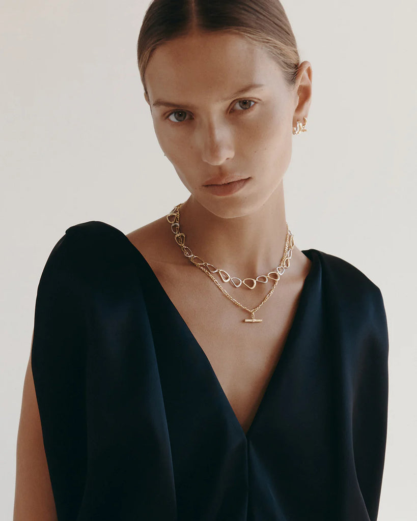 Kirstin Ash - Rhythm T-Bar Hoops - 18k Gold PLated