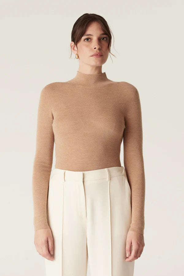 Cable - Superfine Merino Turtle Neck - Camel