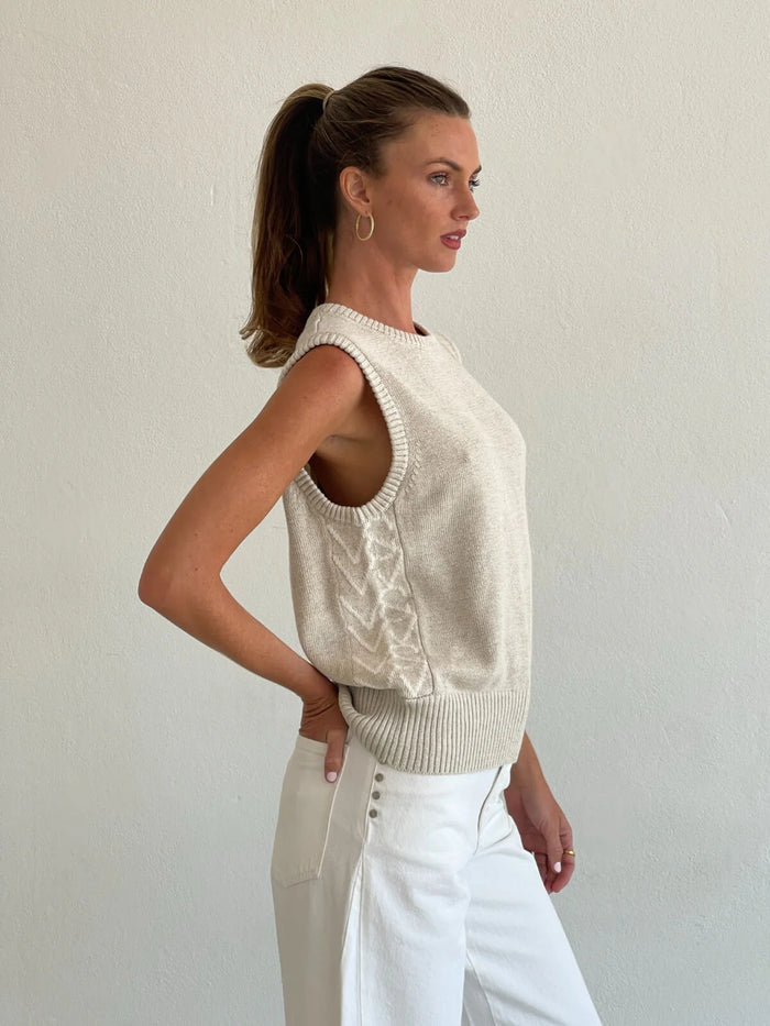 Viktoria & Woods - Ascendant Vest - Oat Marle