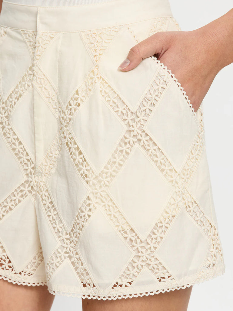 Kivari - Izzy Short - Cream