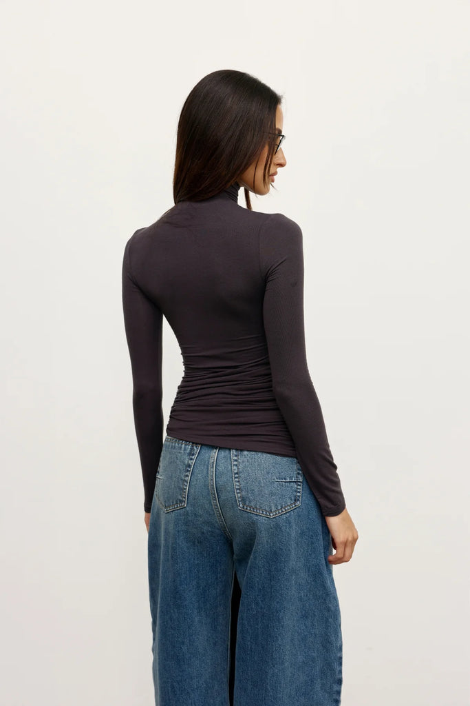Bayse - ISLEY TOP - CHARCOAL