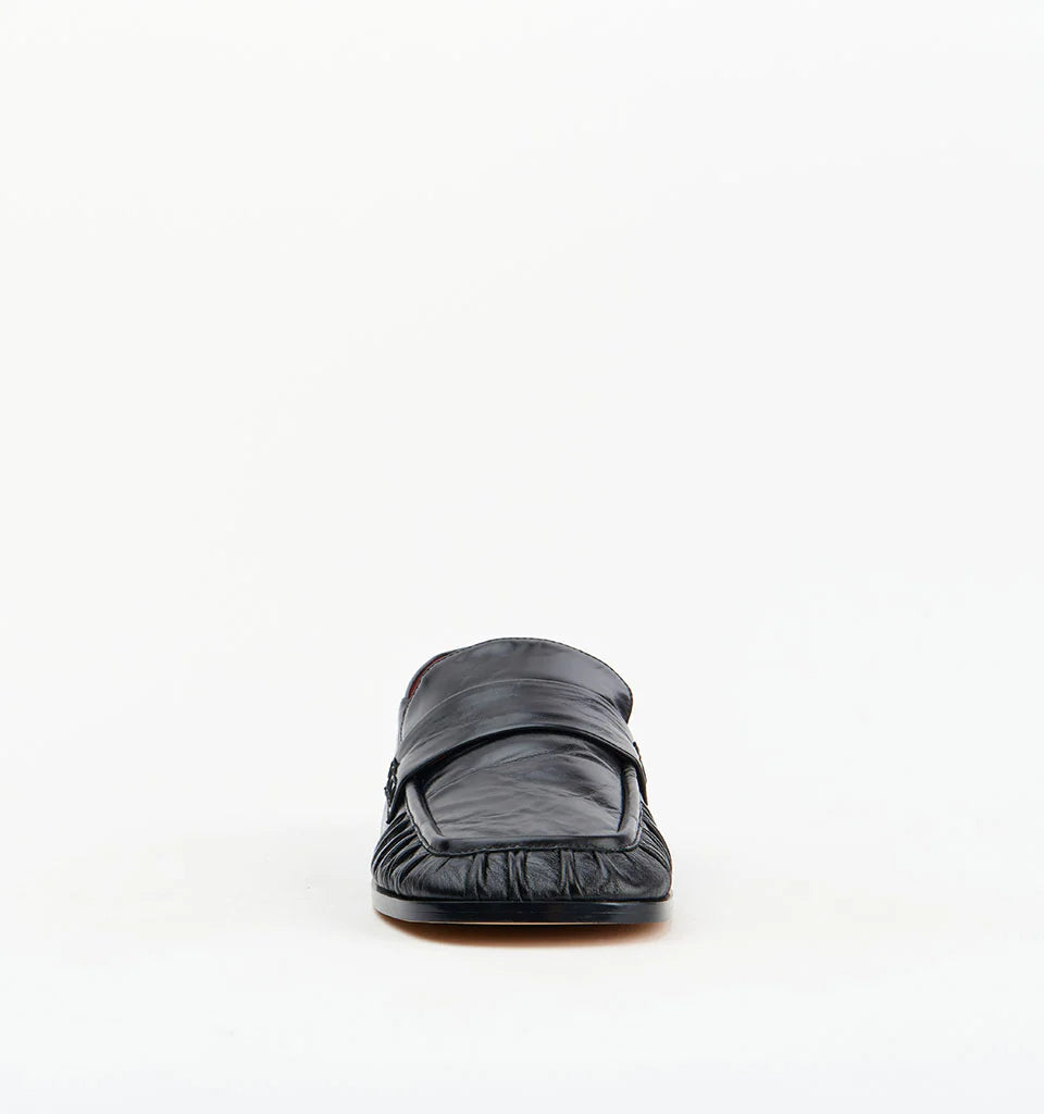 Alias Mae - Kruz - Black Oily Crinkle Leather