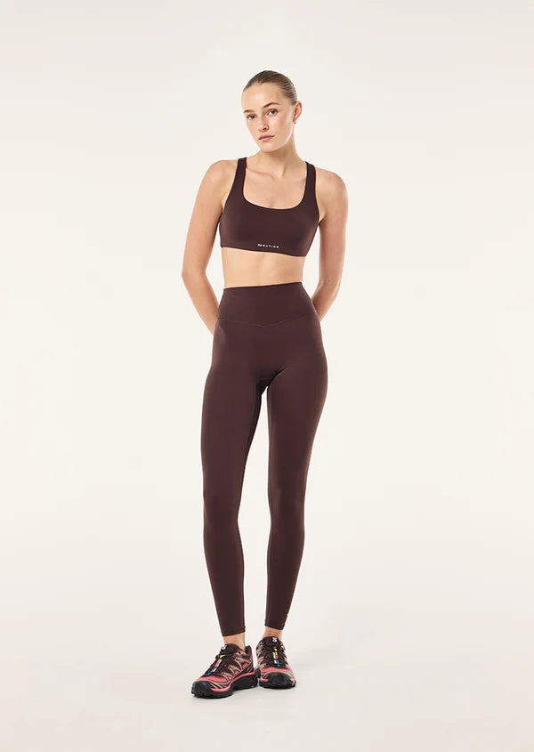 PE Nation - SIGNATURE SCOOP SPORTS BRA-DARK PLUM