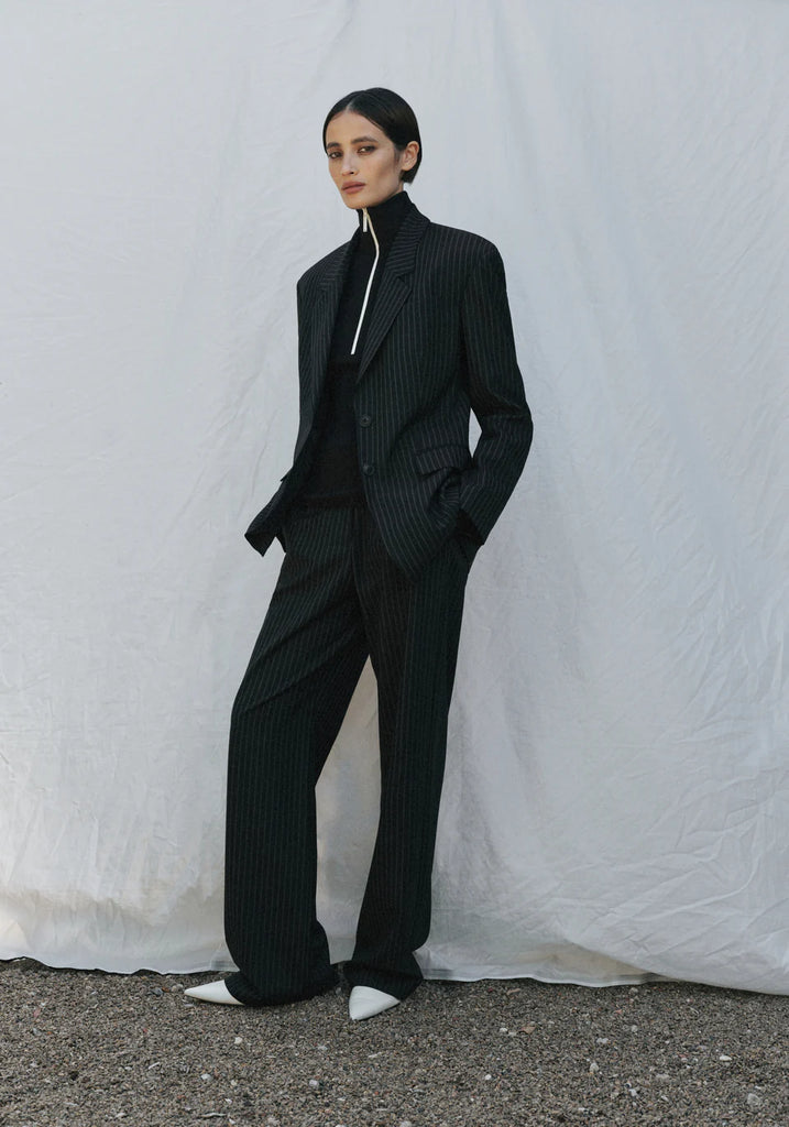 Viktoria & Woods - Summit Rib Turtleneck - Black