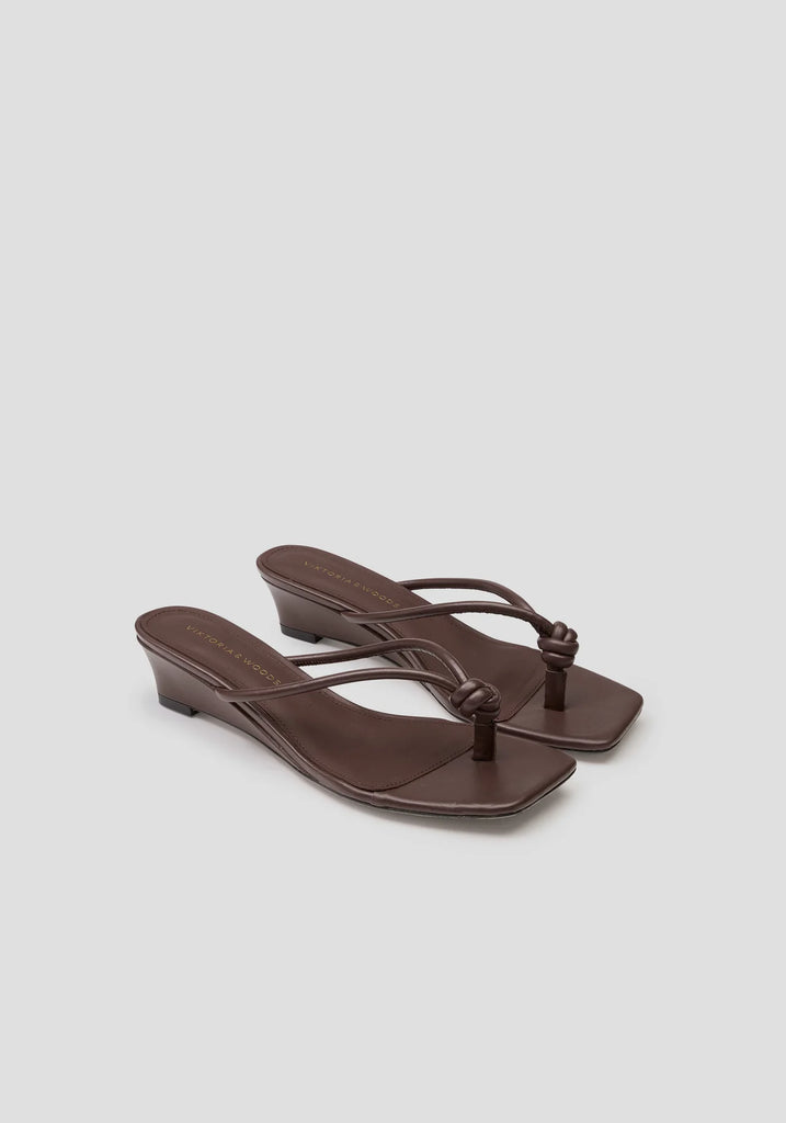 Viktoria & Woods - Athens Wedge - Chestnut