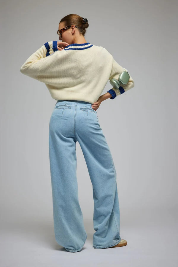 Araminta James - V-Neck Knit Sweater - Coconut