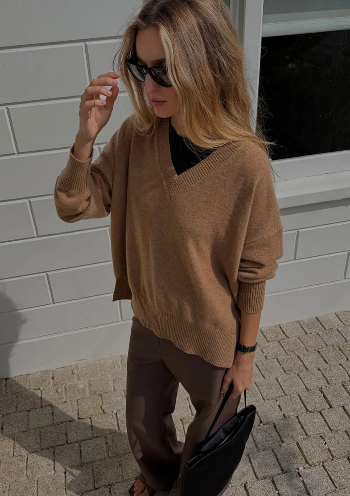 Huntly- Mabel V Neck Jumper- Biscuit