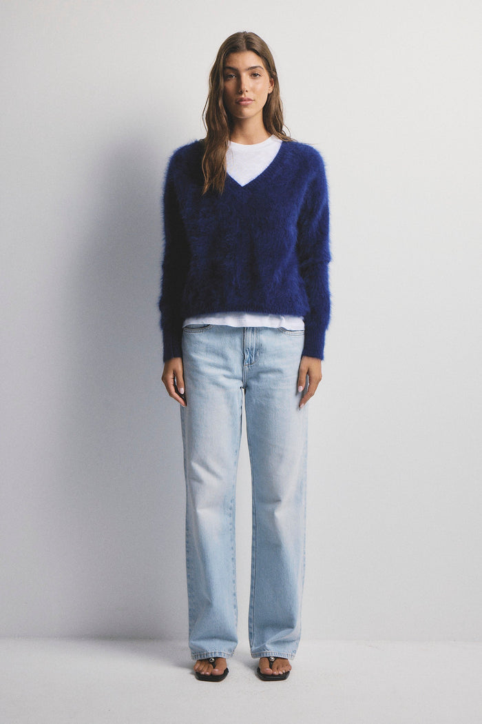 World of Nomads - Olivia Cashmere V-Neck Sweater - Navy