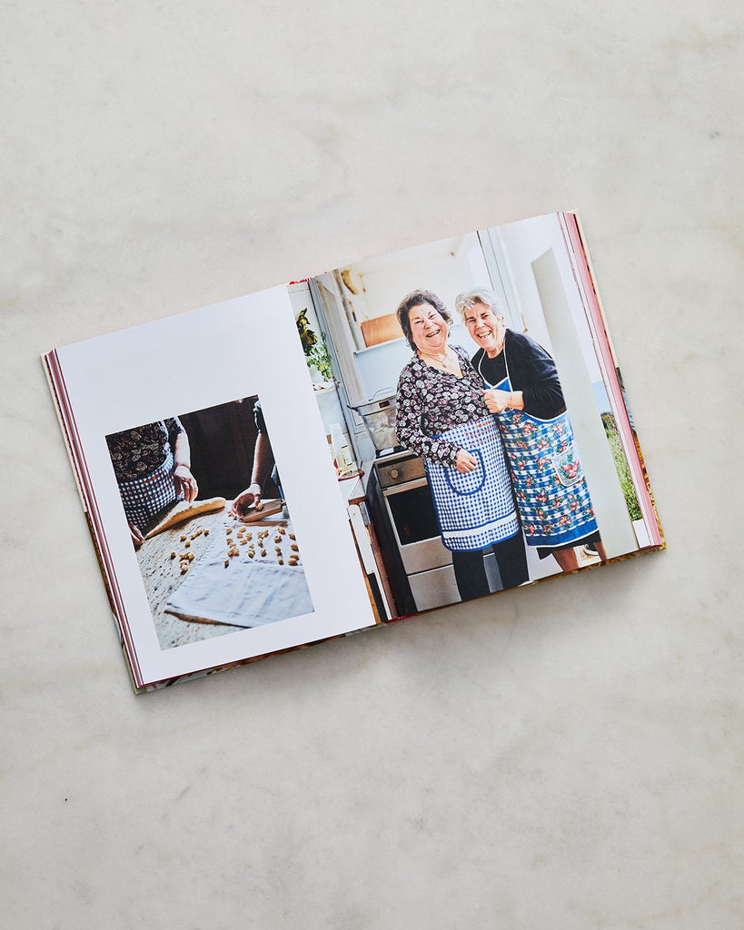 Hardie Grant - Pasta Grannies by Vicky Bennison