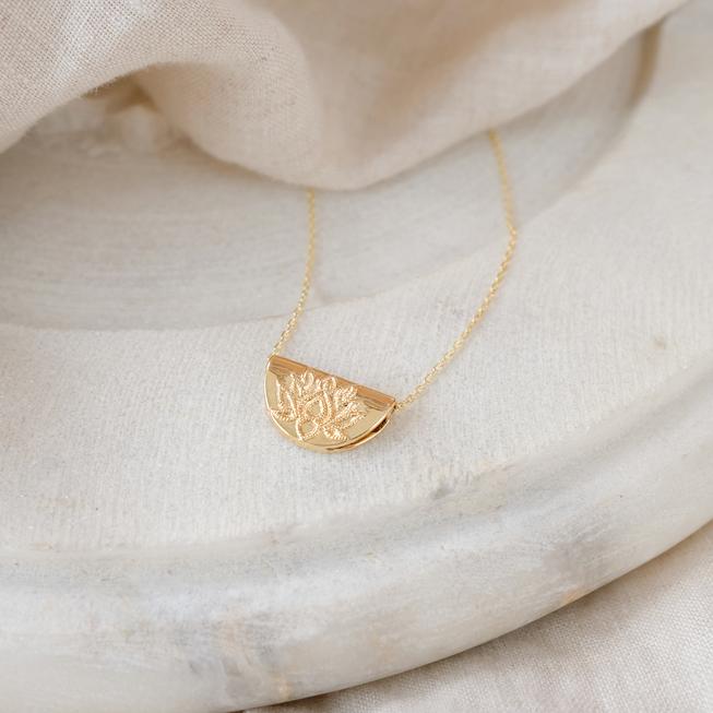 By Charlotte - Gold Lotus Short Necklace